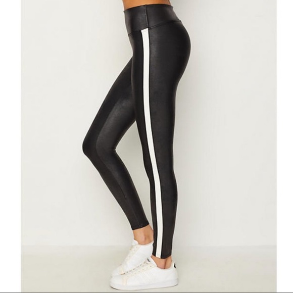 white spanx leggings